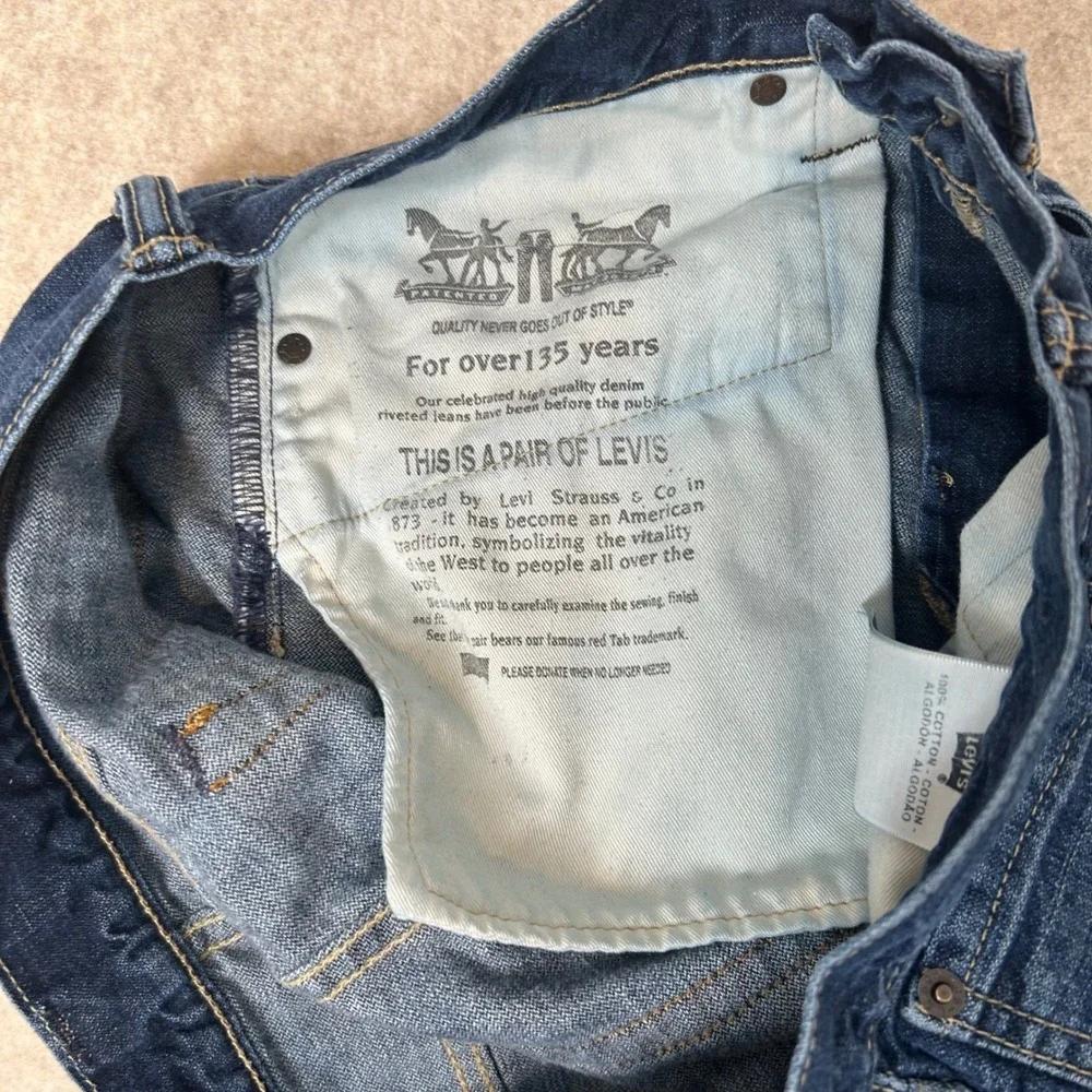 Levi's 508 Regular Taper Jeans Mens 34x32 Dark‎ Wash Blue Distressed Denim